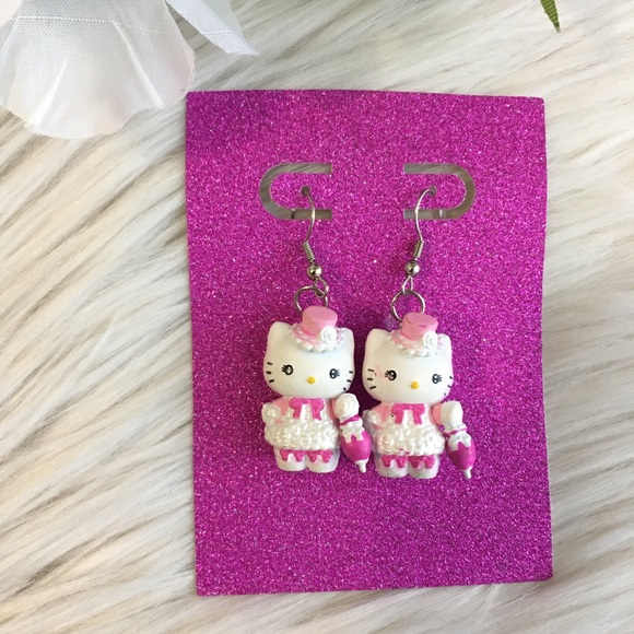Hello kitty Sanrio melody dangle earrings - Picture 8 of 8